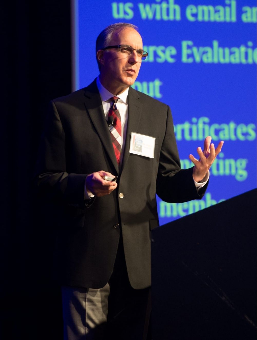 Sdisc Summit Dental Implant Study Club